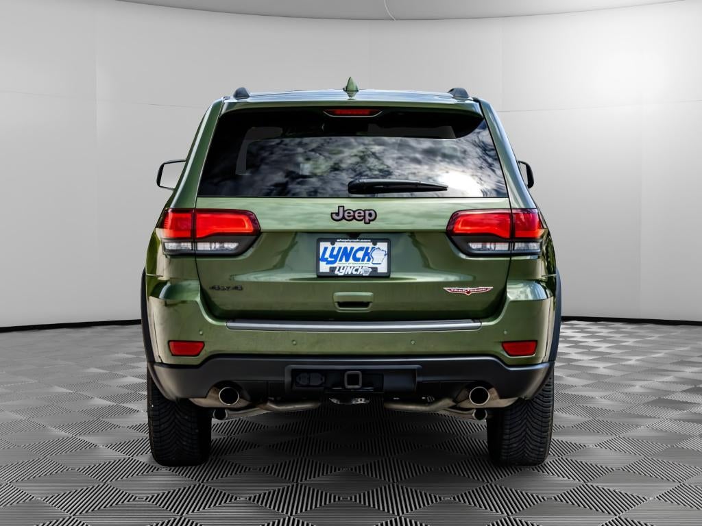 2021 Jeep Grand Cherokee — rear three-quarter view