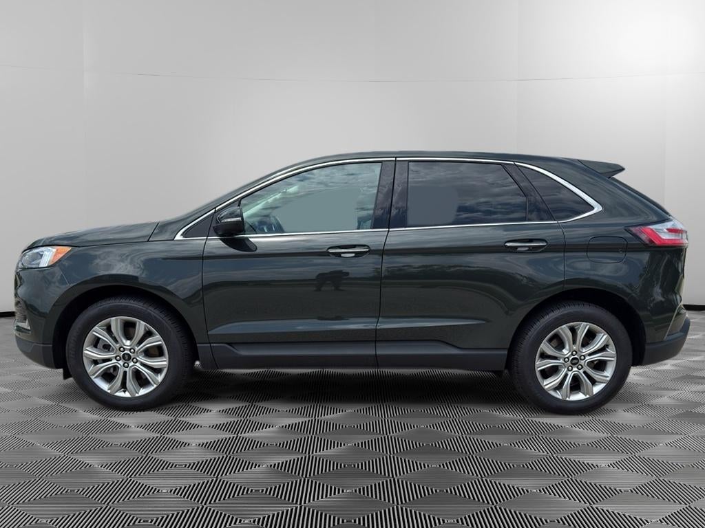2023 Ford Edge — side profile view