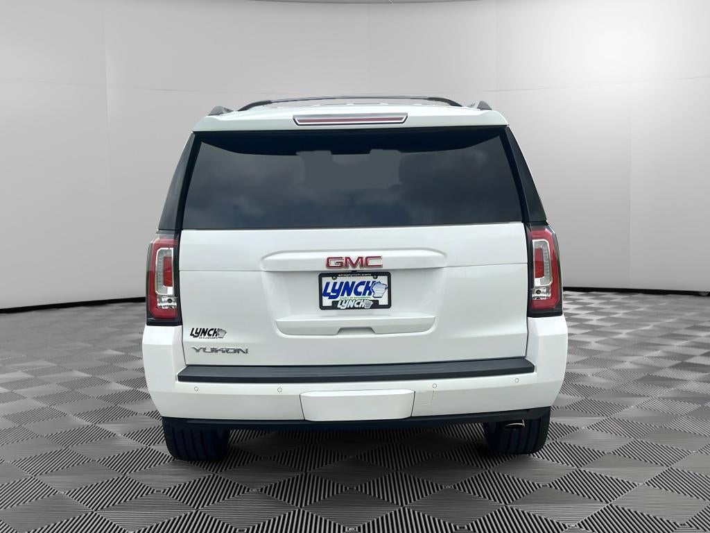 2019 GMC Yukon — rear three-quarter view
