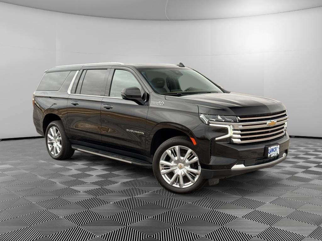 2023 Chevrolet Suburban — detail view
