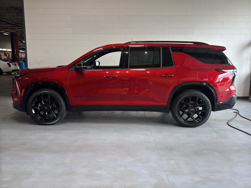 2026 Chevrolet Traverse — side profile view